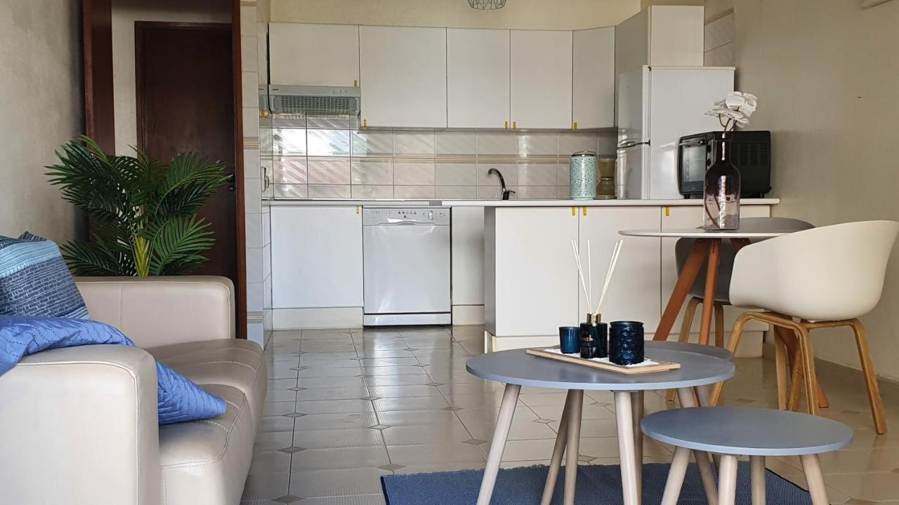 Casa Angela, 180M From The Beach Поршеш Екстериор снимка