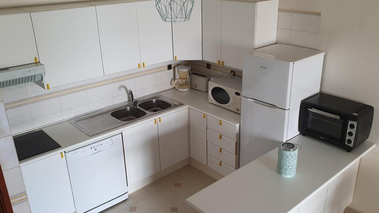 Casa Angela, 180M From The Beach Поршеш Екстериор снимка